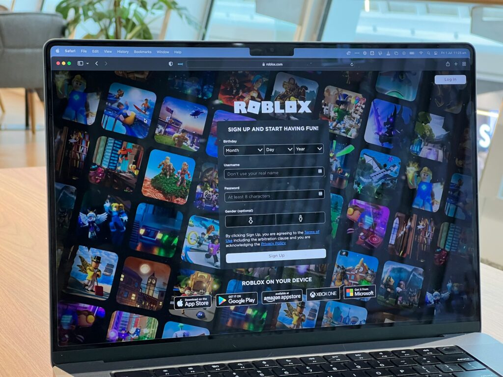 Sandbox computer games
